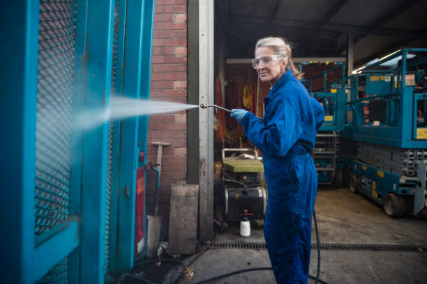 Best Residential Pressure Washing Services  in Volcano Golf Course, HI